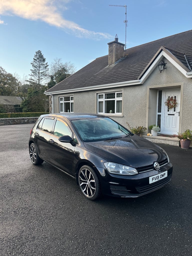 image for Volkswagen, GOLF, Hatchback, 2013, Manual, 1598 (cc), 5 doors