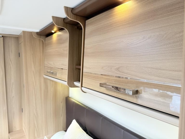 2017 BAILEY UNICORN VIGO LUXURY TOURING CARAVAN