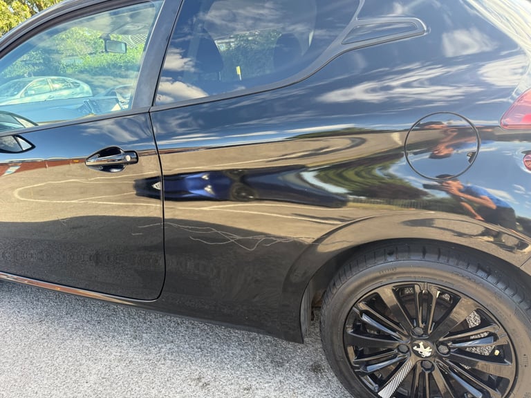 Peugeot, 208, Hatchback, 2017, Manual, 1199 (cc), 3 doors