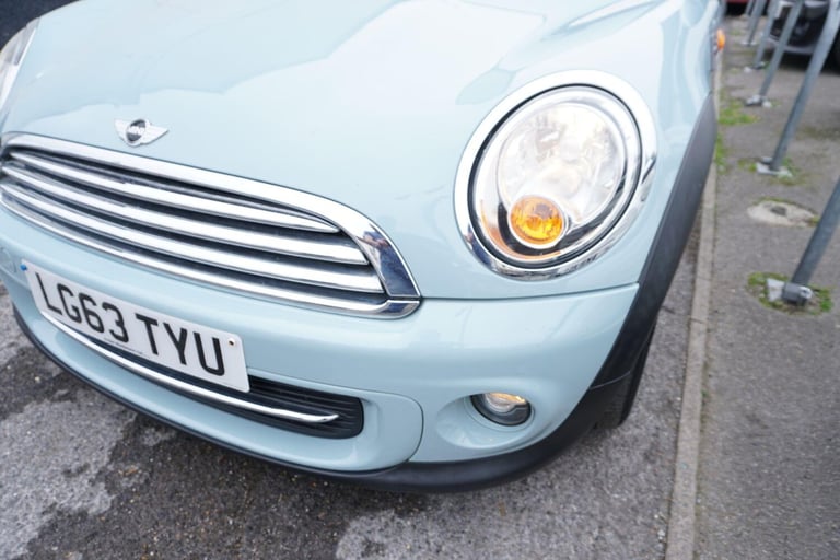 2013 MINI Convertible 1.6 Cooper 2dr CONVERTIBLE PETROL Manual