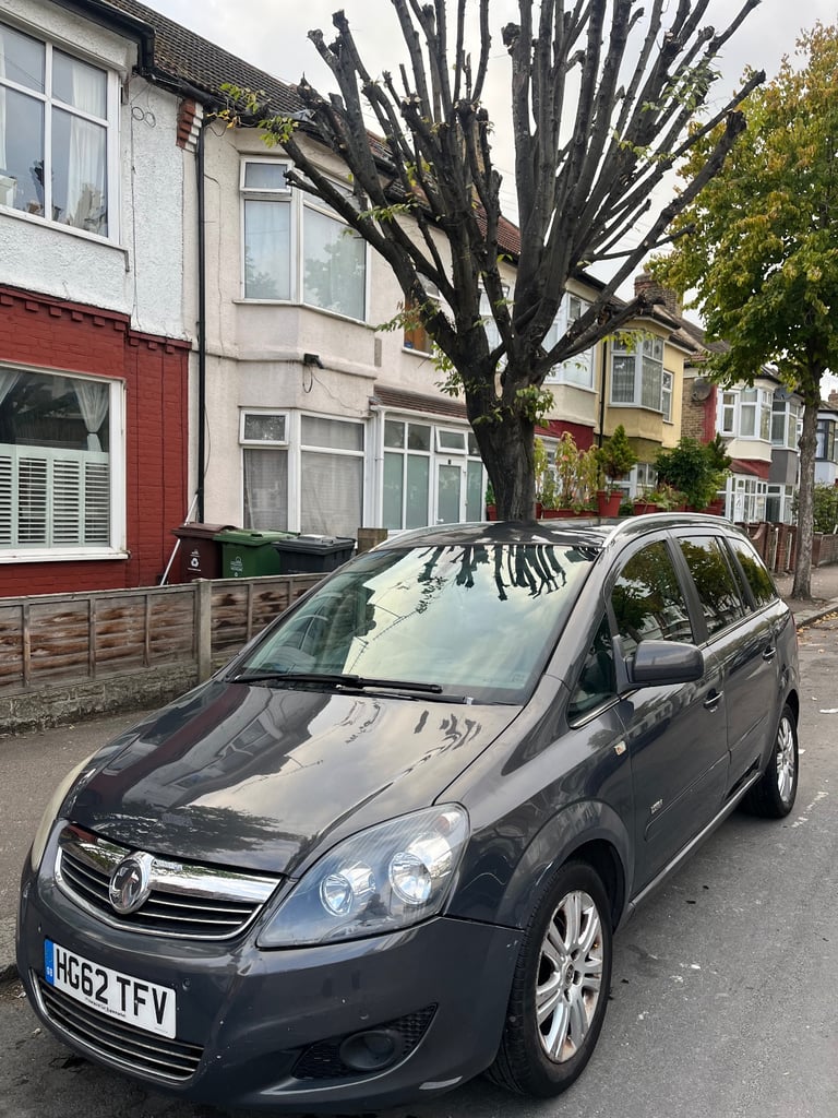 image for Vauxhall, ZAFIRA, MPV, 2012, Manual, 1598 (cc), 5 doors