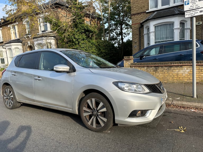 Nissan, PULSAR, Hatchback, 2016, Manual, 1197 (cc), 5 doors