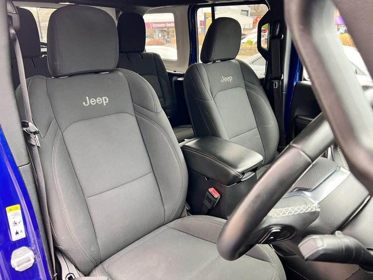 2020 Jeep Wrangler 2.2 MultiJetII Sahara SUV 4dr Diesel Auto 4WD Euro 6 (s/s) (200 ps) CONVERTIBL...