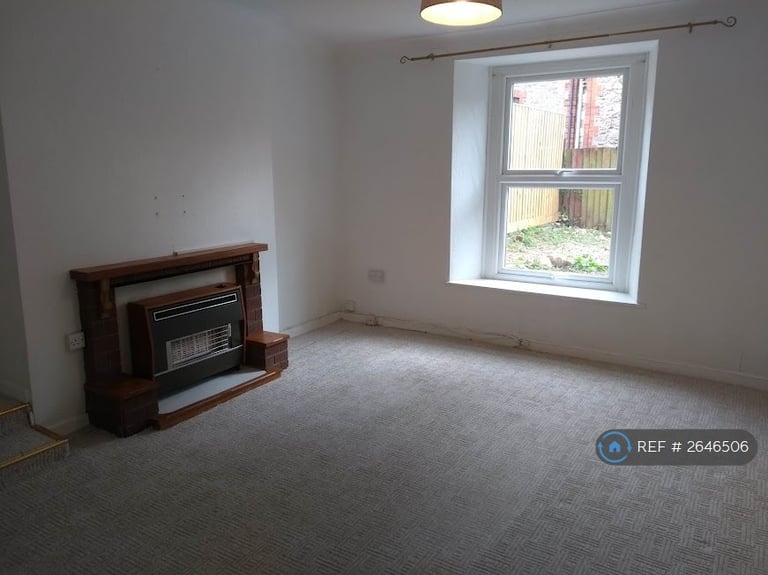 1 bedroom flat in Hoxton Road, Torquay, TQ1 (1 bed) (#2646506)