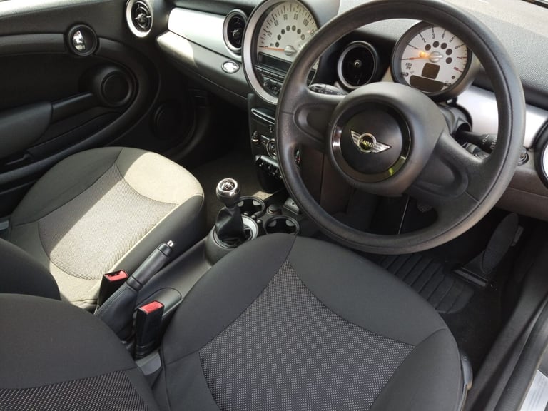 2012 MINI Hatch 1.6 Cooper 3dr HATCHBACK Petrol Manual