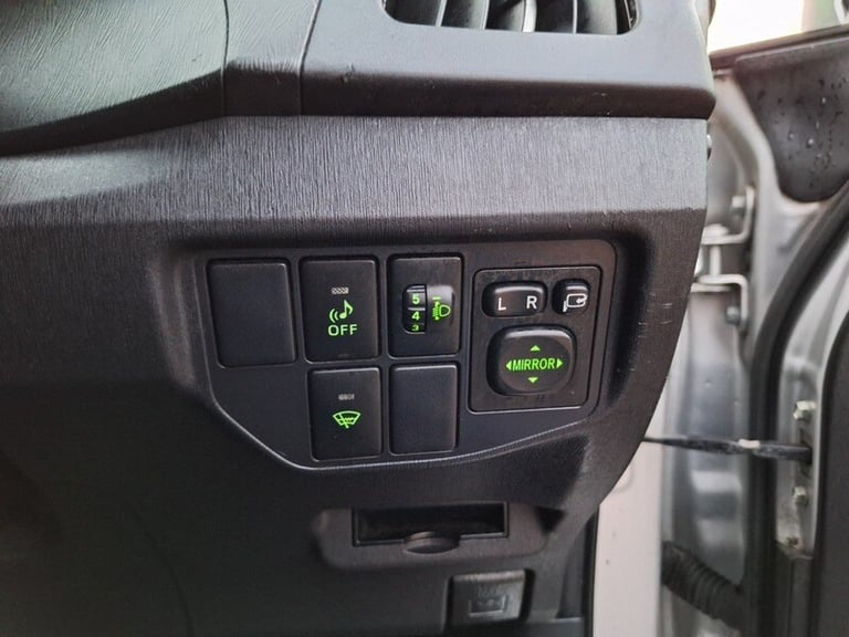 2018 Toyota Prius 1.8 VVT-h T3 Hatchback 5dr Petrol Hybrid CVT Euro 5 (s/s) (136 ps) HYBRID ELECT...