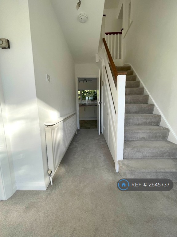 4 bedroom house in The Ridgeway, Marlow, SL7 (4 bed) (#2645737)