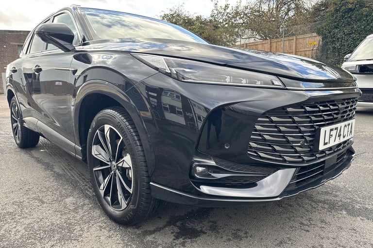 2025 MG MG HS 106287 Hatchback Petrol Automatic