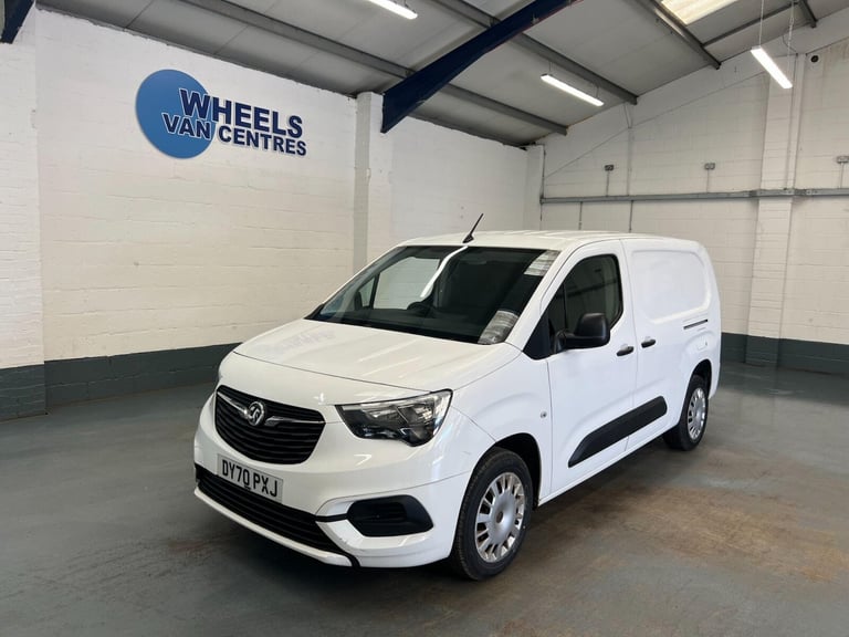 2020 Vauxhall Combo 1.5 Turbo D 2300 Sportive L2 H1 Euro 6 (s/s) 4dr Panel Van Diesel Manual