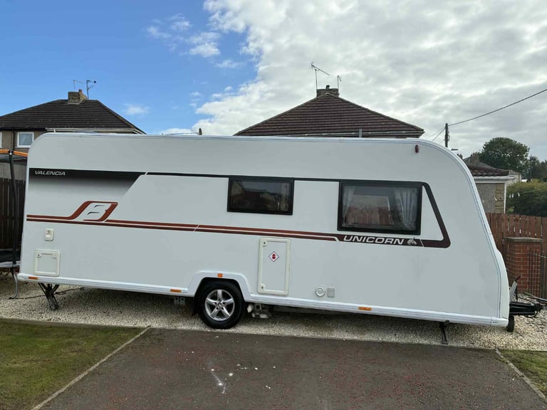 2018 Bailey Unicorn IV Valencia – 4 Berth Touring Caravan