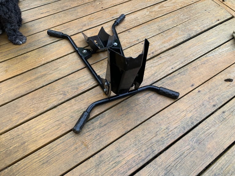 Motorcycle stand Great for winter storage 