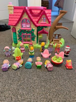 Dolls House, figures, table & chairs etc 