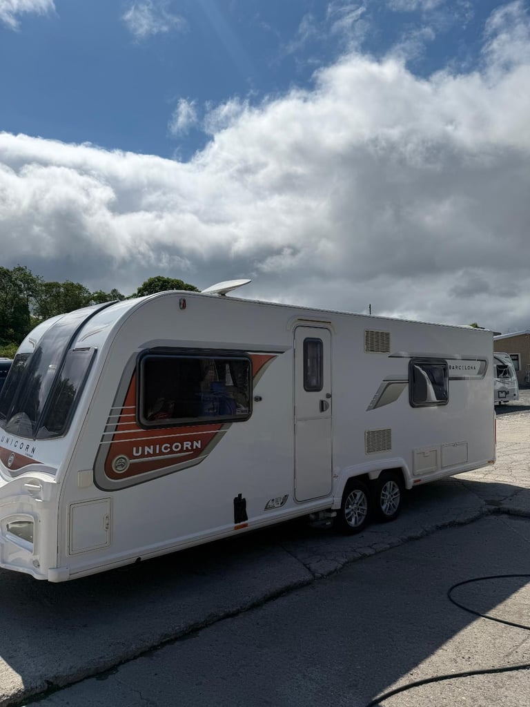2013 Bailey Unicorn Barcelona