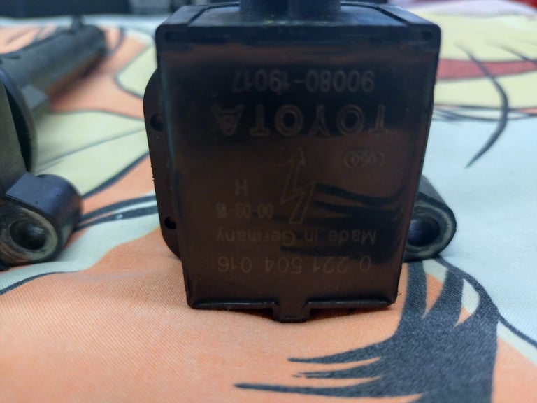 *** FOR SALE *** X4 ignition coils Toyota Corolla 