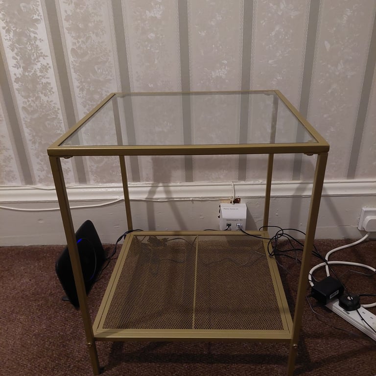 image for Glass Table with shelf at the bottom - excellent condition