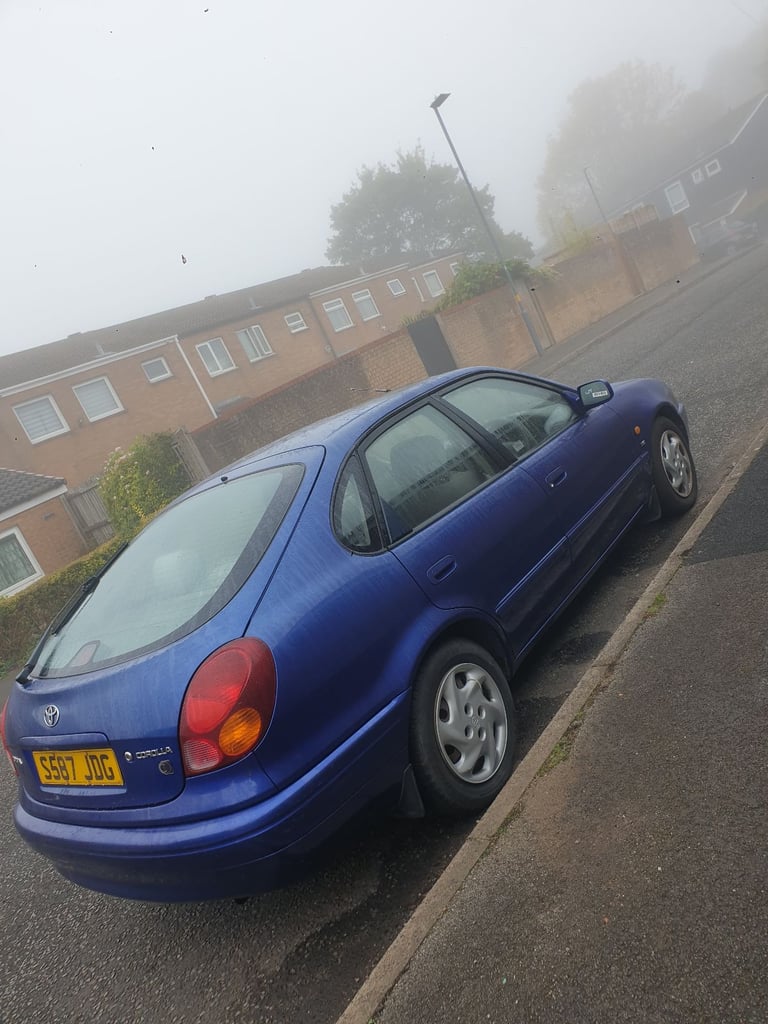 Toyota, COROLLA, Hatchback, 1998, Manual, 1587 (cc), 5 doors