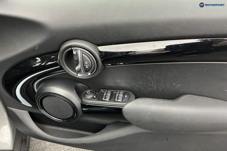 2022 MINI Hatch 1.5 Cooper Classic 5dr Auto Hatchback Petrol Automatic