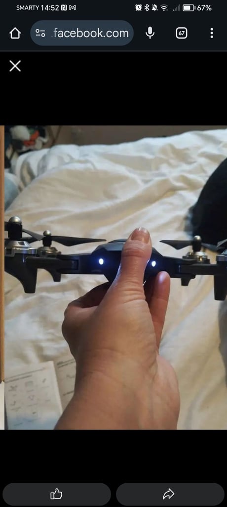DEERC D10 foldable drone