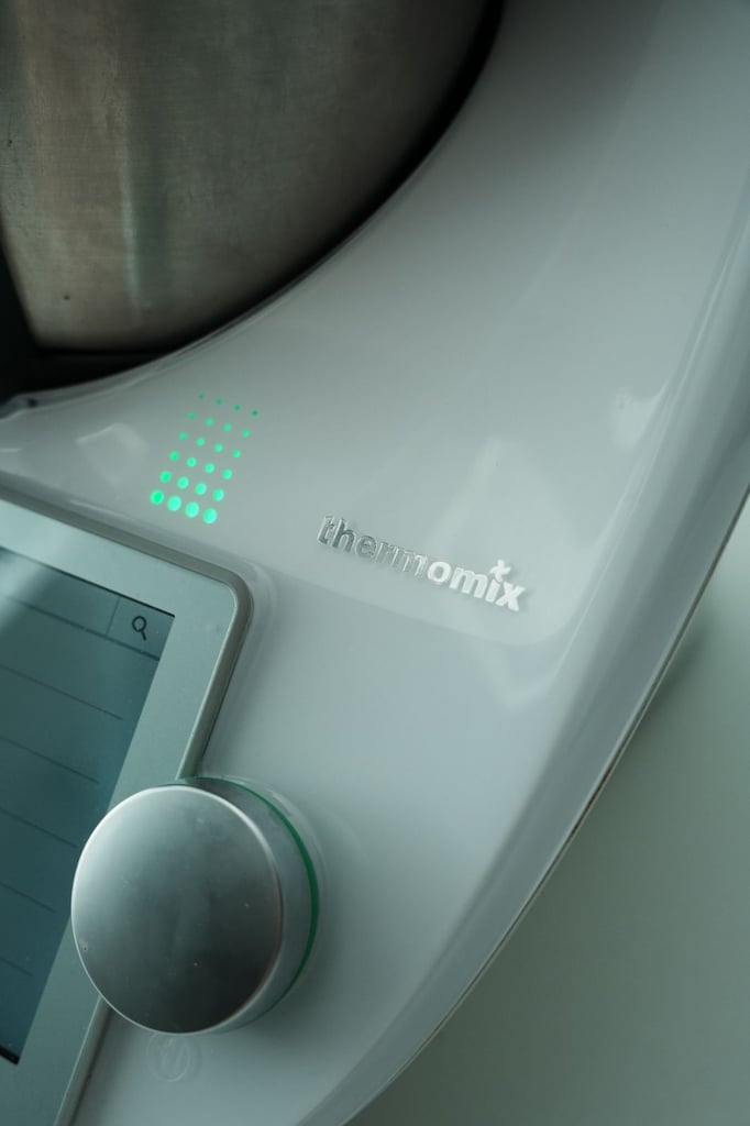 🌟 Thermomix TM6 – Complete Set + Extras 🌟