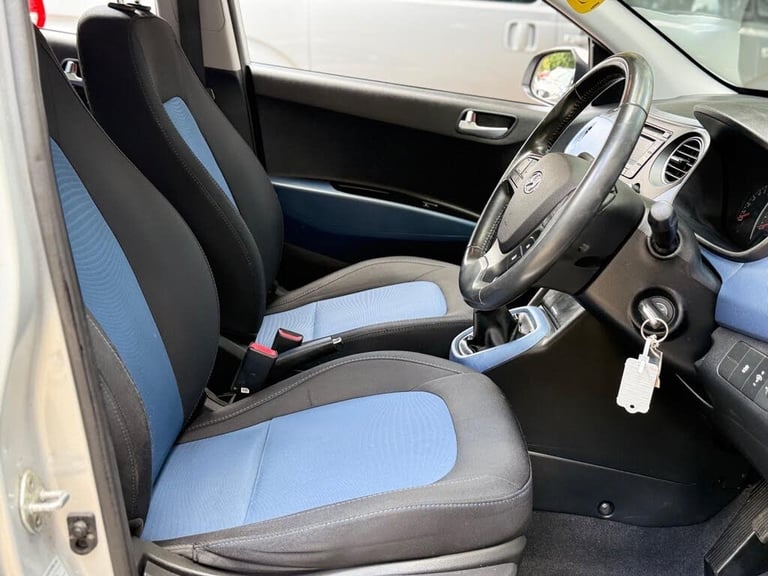 2017 Hyundai i10 1.0 PREMIUM CHEAP TAX GREAT 1ST CAR CD/MP3/USB BLUETOOTH AIR CON ALLOYS 1 Y HATC...