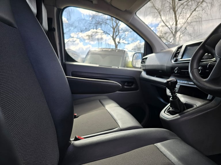 2020 Peugeot Expert 1400 2.0 BlueHDi 120 Professional LWB Van PANEL VAN Diesel Manual