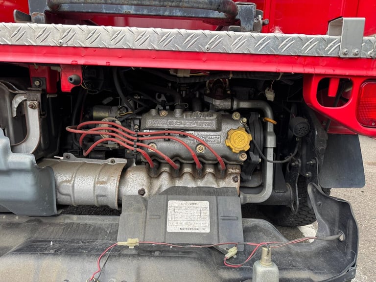 Subaru Sambar Dias Wagon 4WD Micro Fire Engine 1993 Model Paddock Yard Vehicle 