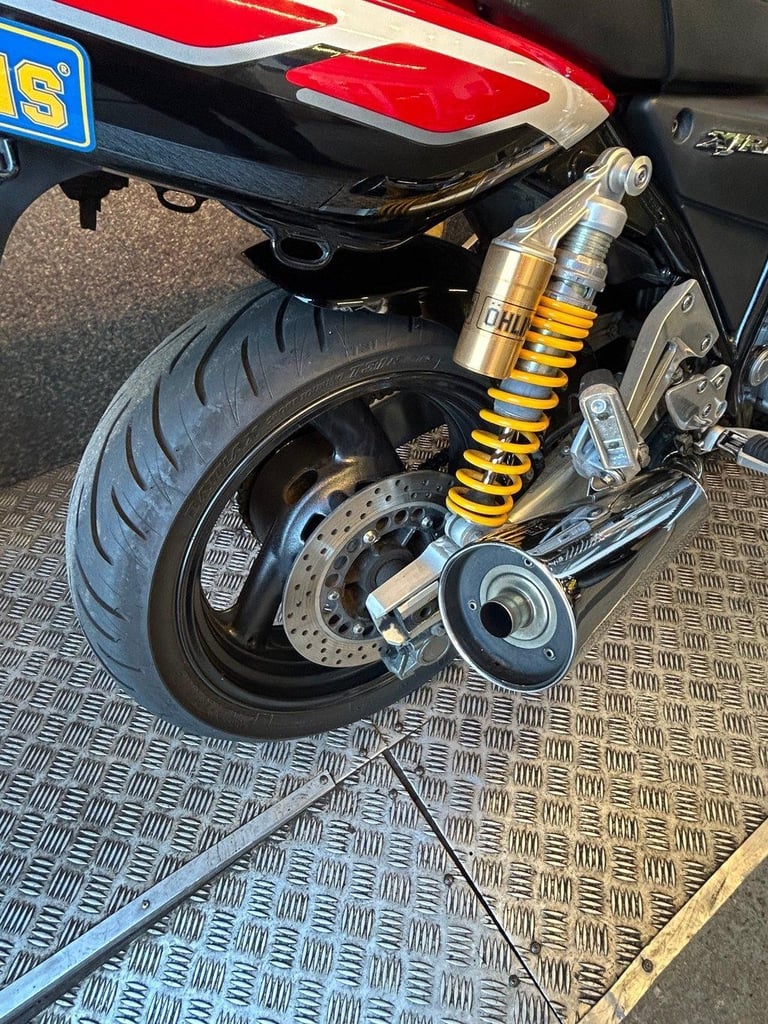 YAMAHA XJR1300SP 2001 MOTORCYCLE, 22K MILES, 3 OWNERS FROM NEW, (ATMOTORCYCLES)