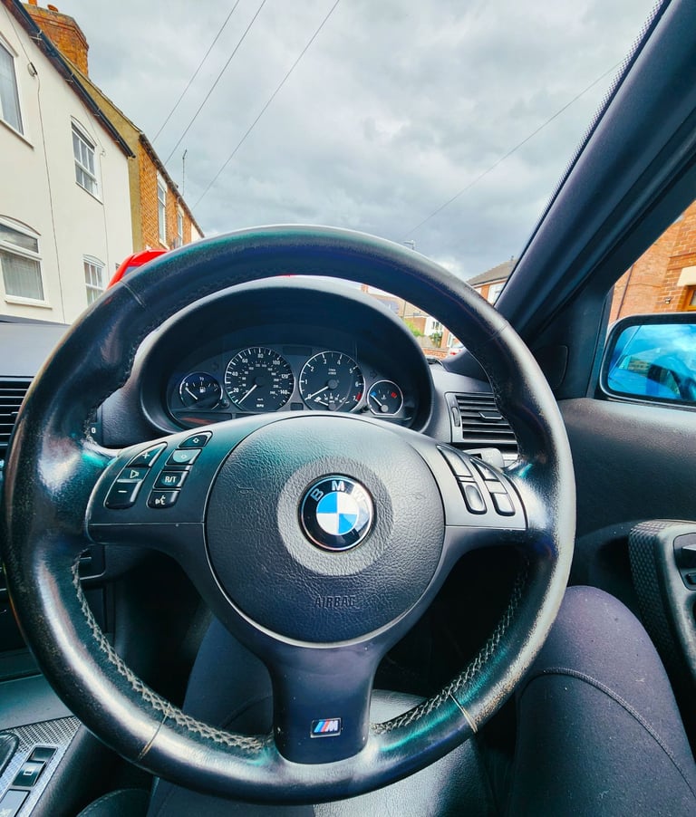 Very rare & Immaculate E46 BMW 325ti M-Sport Compact 6 Speed Manual. Titan Silver & Black Leather