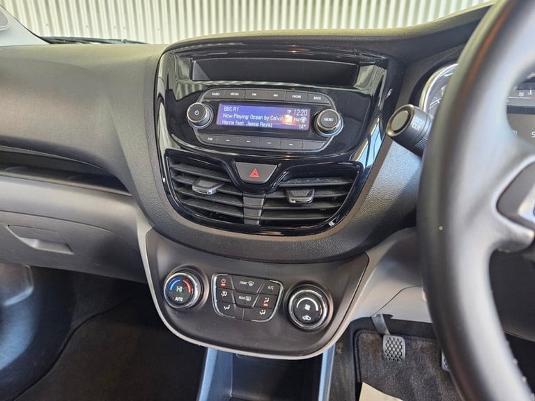 2016 Vauxhall Viva 1.0i SL Hatchback 5dr Petrol Manual Euro 6 (75 ps) Hatchback Petrol Manual