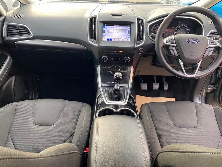 FORD S-MAX 2.0 TITANIUM DIESEL 7 SEATS NEW MAJOR SERVICE AND FULL MOT