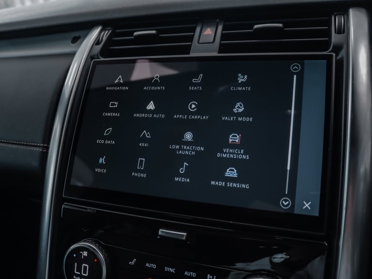 2021 Land Rover Discovery 3.0 D300 R-Dynamic HSE 5dr Auto Station Wagon Diesel Automatic