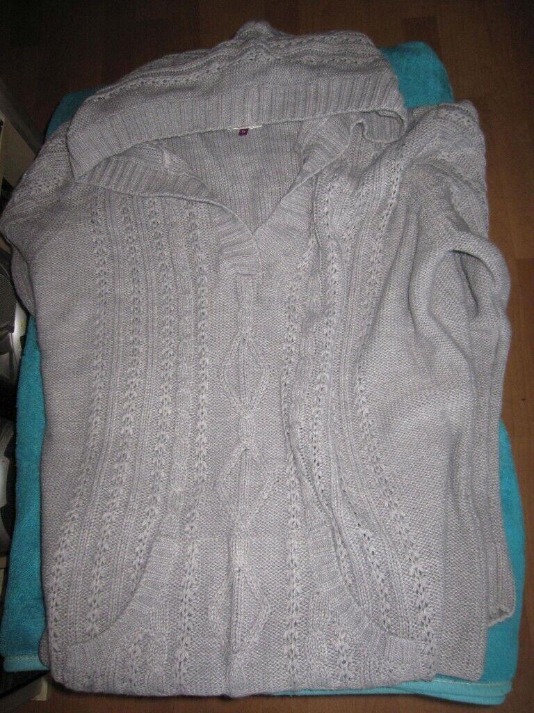 image for Brand New Ladies Knitted Grey Jumper Size 24 with Hood And Pockets