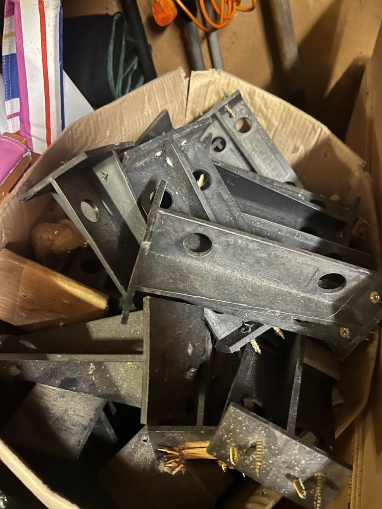 c.100x Loft legs - 175mm (Wickes) - used