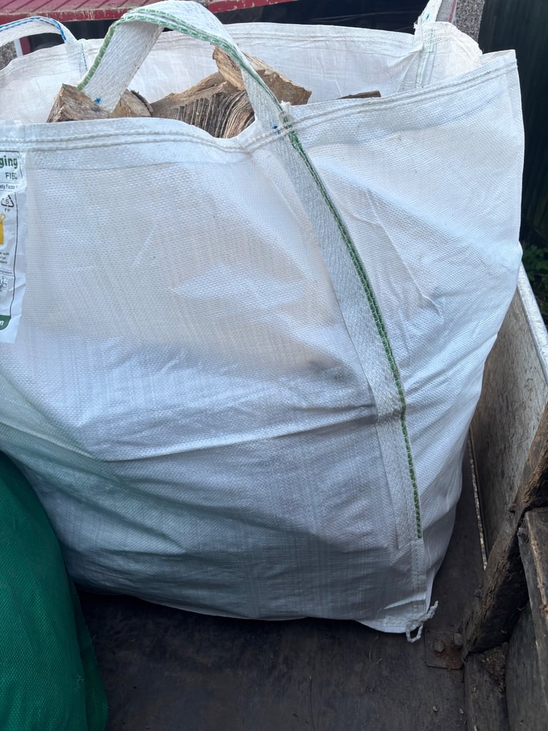 Hardwood fully seasoned logs 