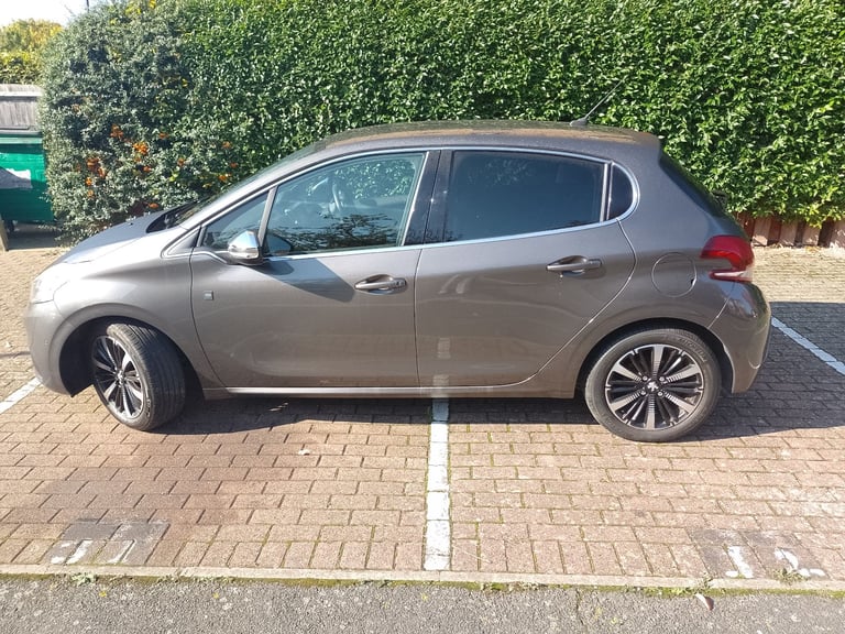 Tech Edition Euro 6 1 year MOT
