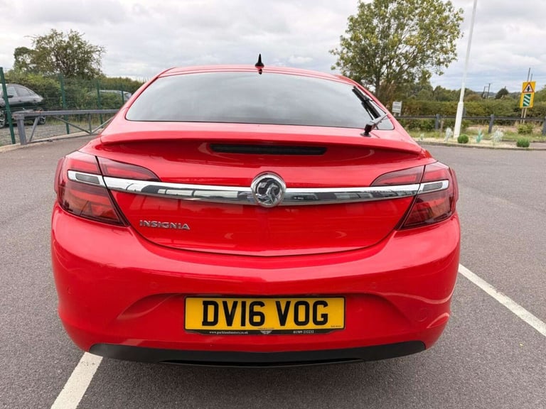 2016 Vauxhall Insignia 1.4T SRi Nav 5dr [Start Stop] HATCHBACK PETROL Manual