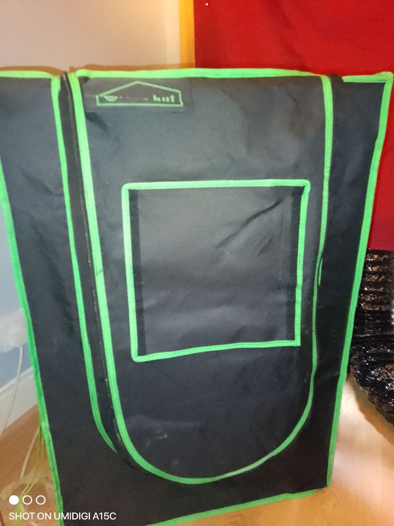 Grow tent and LED light 