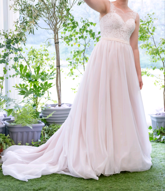 Wedding dresses for hot sale sale gumtree