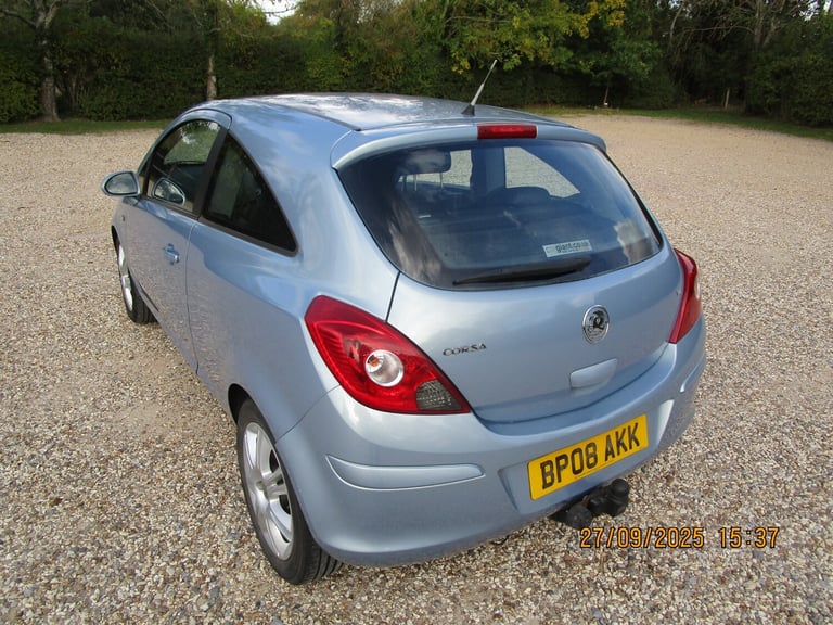 2008 Vauxhall Corsa 1.4i 16V Design 3dr Auto HATCHBACK Petrol Automatic