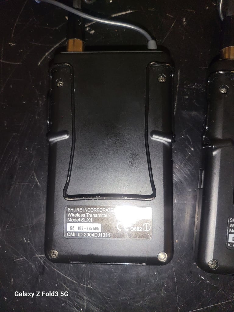 2 Shure SLX1 wireless transmitter + Lavalier lapel mic 