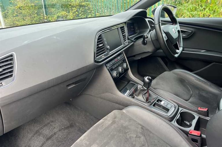 2020 SEAT Leon 1.5 TSi EVO (130 PS) FR Black Edition 5 Door Petrol Hatchback Hatchback Petrol Manual