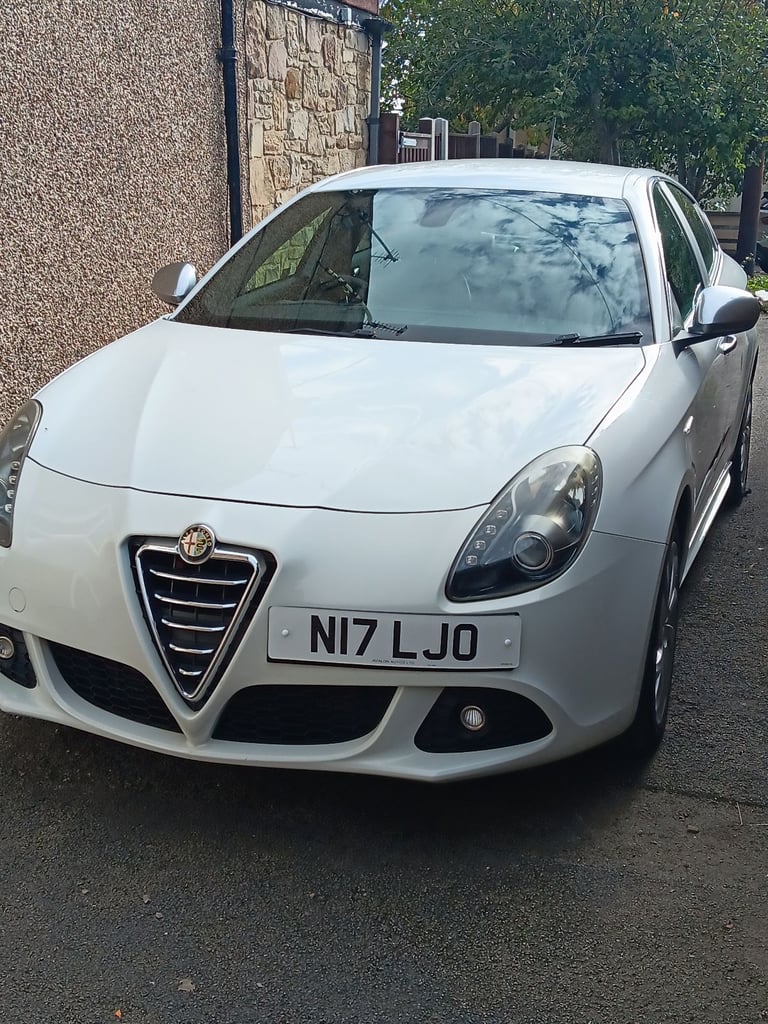 ALFA ROMEO GIULIETTA VELOCE 1956CC JTDM   (PRIVATE PLATE INC)