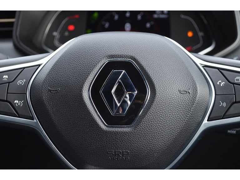 2021 Renault Clio TCe Lutecia Hatchback Petrol Manual