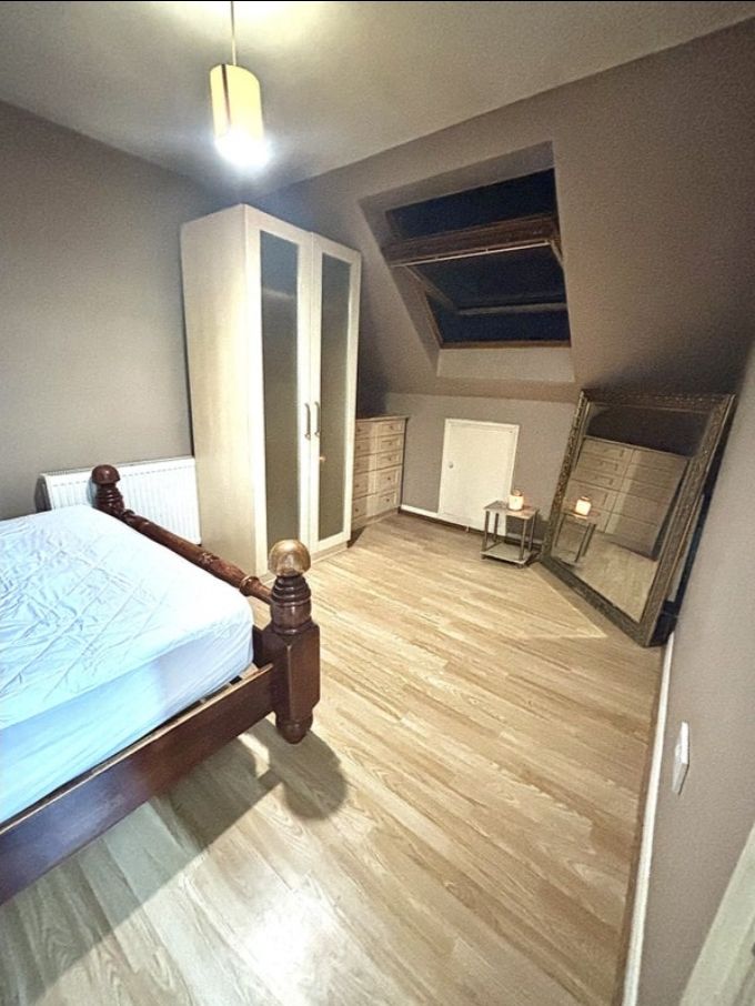 DOUBLE ROOM IN SEVEN KINGS IG3 