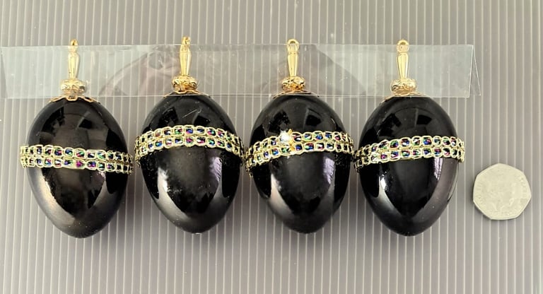 Set of Christmas decorations 