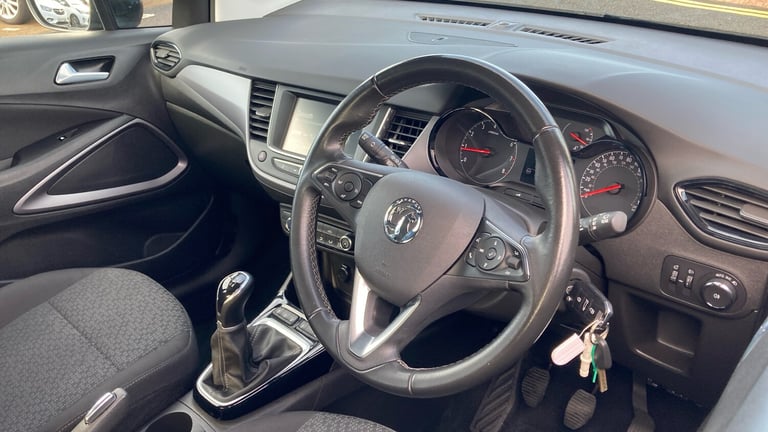 2022 Vauxhall Crossland 1.2 Design 5dr Petrol Hatchback Hatchback Petrol Manual