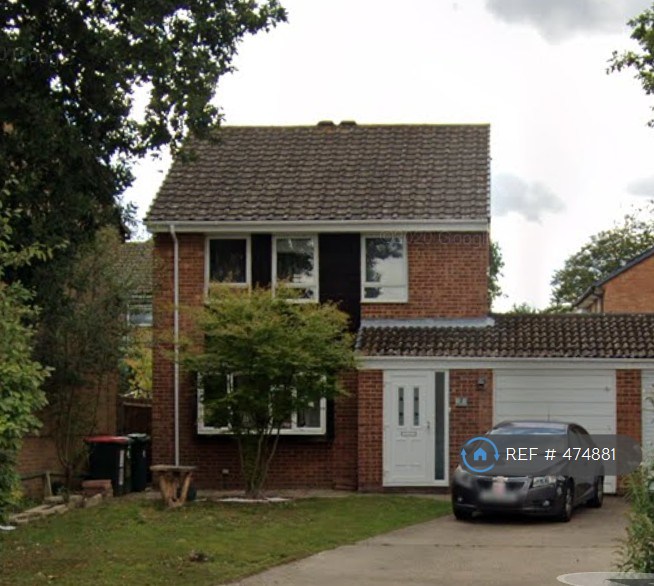 4 bedroom house in The Garrones, Crawley, RH10 (4 bed) (#474881)