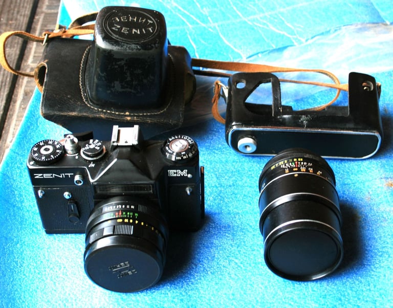 Zenith Vintage Camera with Original Leather Case Plus An Additional Lense - as per photos