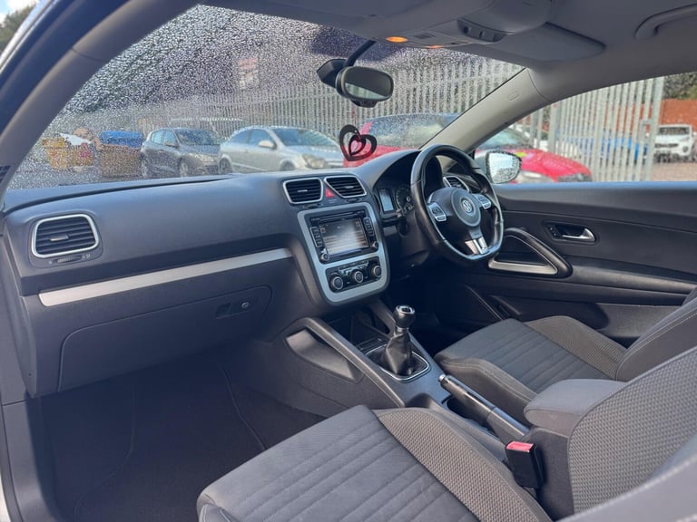 2012 Volkswagen Scirocco 2.0 TDi BlueMotion Tech 3dr [Nav] COUPE DIESEL Manual