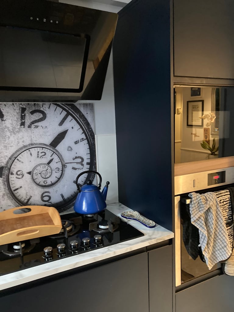 Two bedroom gf Chiswick 